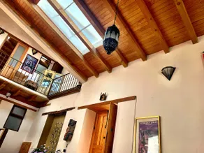Gorgeous Downtown Chalet with 2 Bedrooms - Image 2