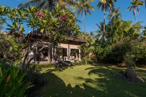 Villa Pantai: Beachfront 2 Bedroom Pool Villa - Image 2