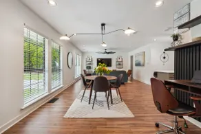 Stylish 3BR/2BA Retreat near Downtown Atlanta - Image 5
