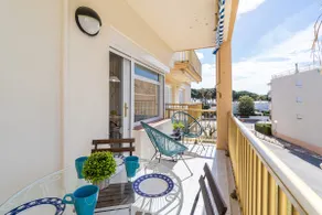 Cambrils • Sea View & 50 m Beach • Parking • A/C - Image 4