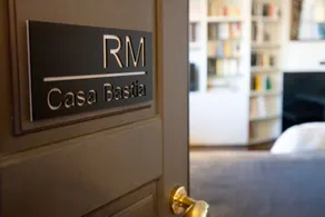 BastiaRM up to 4 guests Prada Scalo Romana Forum - Image 2