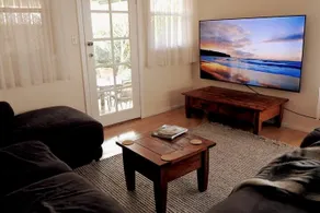 Executive Family Home - Image 3