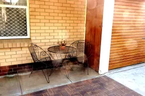 Executive Family Home - Image 5