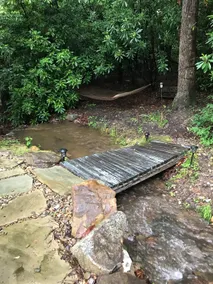 Creekside Private Suite: Quiet, Wooded, Near Town - Image 4