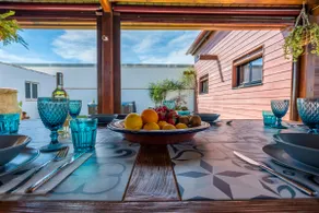 House to disconnect, spa fee applies, private BBQ - Image 5