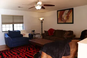 Comfortable and Pet Friendly! - Image 4