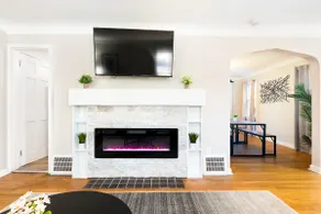 Entire Remodeled Cleveland Heights Home - Image 4