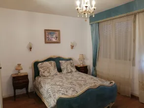 Spacious 4-room apartment for 6 to 8 people - Image 3