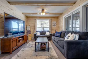 Waterfront Cottage | Hot Tub | Sauna | Sleeps 6 - Image 5
