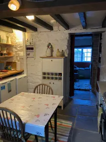 Lavender Cottage, 3 School Road, Clun, Shropshire - Image 2