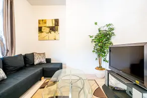 Beach House Oasis - 2BR Apartment in Beaches Area - Image 2