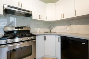 Beach House Oasis - 2BR Apartment in Beaches Area - Image 5