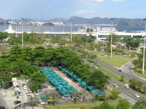IN FRONT OF FLAMENGO PARK - Image 3