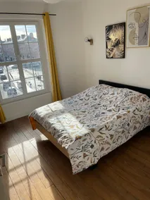 Hyper-central apartment - Image 5