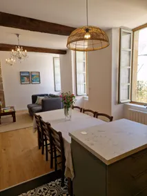 Port, renovated 3-room in shipowner's private mansion - Image 3
