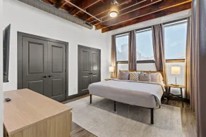 Brick & Bed - Riverfront Loft/Private Deck/Arch - Image 5