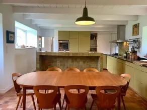 Large family home close to the beaches - Image 5