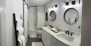 Luxury City Loft in Gainesville A - Image 5