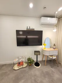 A modern house with added warmth - Image 5