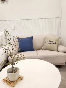 A modern house with added warmth - Image 3