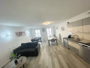 Modern and Spacious Apartment - Downtown - Image 2
