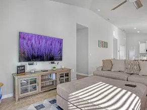 Melbourne Beach House - Image 2