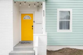 The Blue Bungalow - Image 3