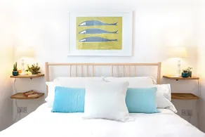 Scandi style house and garden. - Image 2