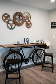 1 Bedroom Stylish Oasis - Image 3