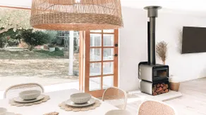 1940's Lovingly Renovated Cosy Cottage + Fireplace - Image 3