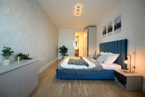 All-New Stylish 1BR in Bustling Business District - Image 4