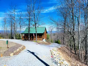 Hilltop Haven - Image 3