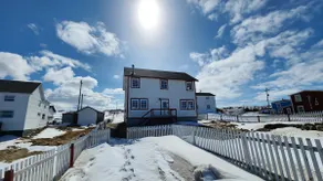 Aunties House - Oceanside Saltbox Home - Image 3