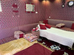 Modernistic Antique Stay - Image 2