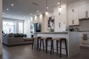 Charming Modern Home in Vancouver - Image 4