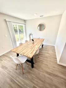 BRAND NEW! 15 min from the beach! - Image 4