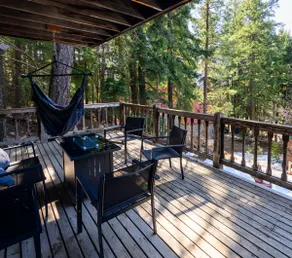 Starry Pines | Peaceful Retreat & Play w/ 3 Decks - Image 2