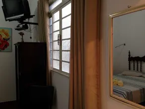 Fountain Corner, Room with two beds - Image 3