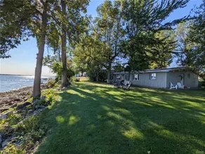 3 Mile Retreat - Waterfront Getaway/Pet Friendly - Image 2