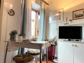 Romantic Nest Florence Studio - Image 2