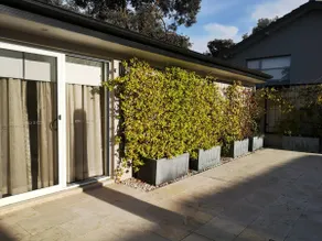 Central Canberra 2BR/1BA Escape w/ Garage Parking - Image 4