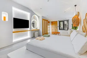Oldtown Boheme-Luxury style room - Image 3
