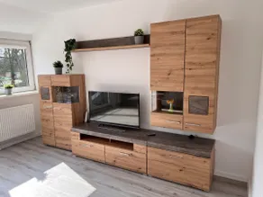Spacious 3 rooms, kitchen, bathroom with 80 m² - Image 2