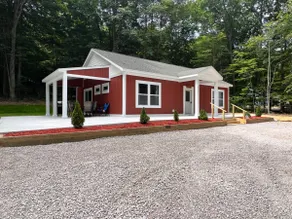 OurDuneDelight-3 bed | 2 bath | Parking | Clean - Image 5