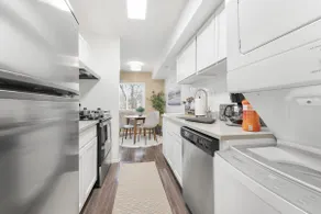 CHIC 1BED Ann Arbor*Wash/Dryer*Office*Free Parking - Image 4