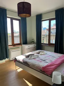 Rio Sunny 2BDR Apt near NDK, Metro, 24/7 parking - Image 2