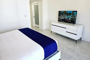 OCEAN Front Luxury 3BR 3BA Condo With Water Views - Image 5