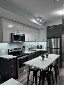 *New* Modern Home Toronto, 5-min walk to Metro - Image 5