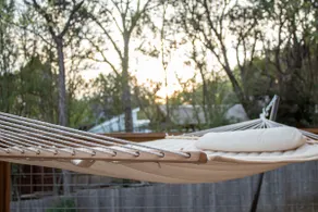 The Yellow Treehouse by the Lake - NO CLEANING FEES!!! - Image 3