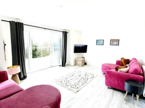 The Bungalow Ventnor with amazing sea views - Image 5